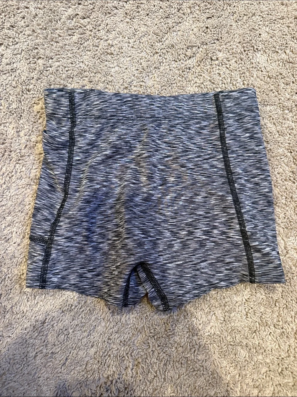 GIRLS GRAY GYMNASTICS/ACTIVE WEAR ATHLETIC SHORTS.